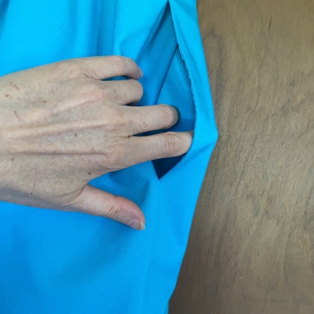 Alfred Dunner Aqua comfort waist pull on Capri detail at hemline 12 - Picture 10 of 17